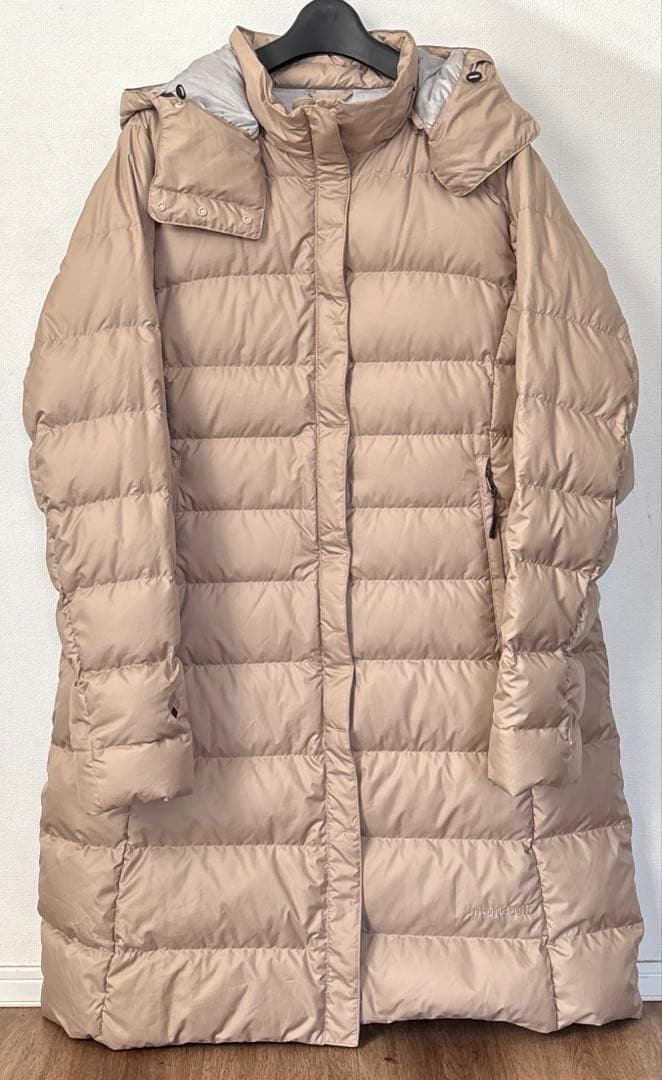 mont-bell モンベル　トラベルロングダウンコートベージュ　XLサイズ