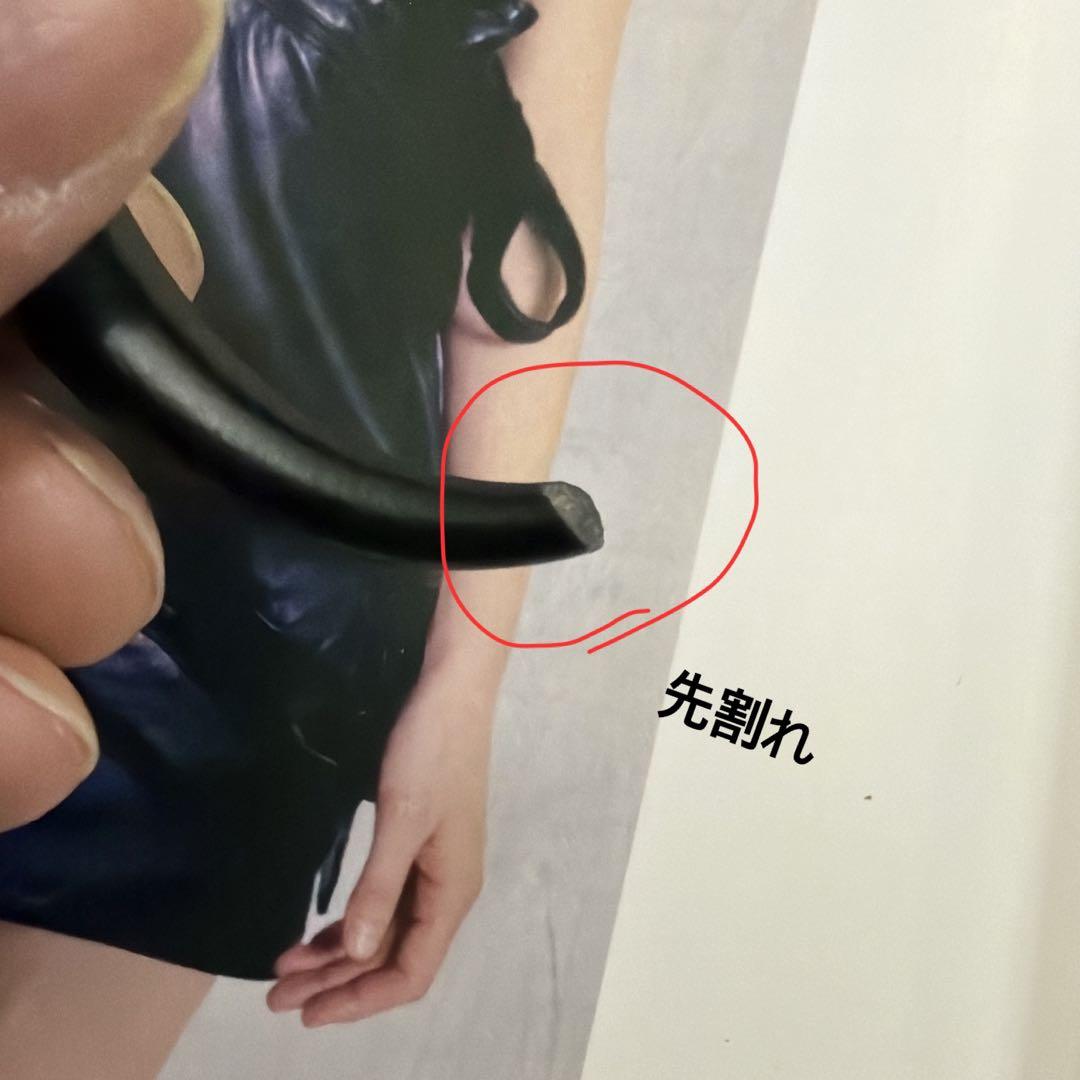 GIVENCHYジバンシィ バイ リカルド ティッシ　マグネットイヤリング