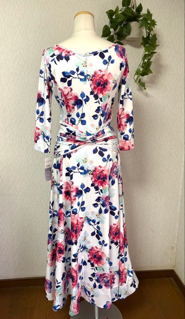 まーちゃん⭐︎花柄 七分袖 ロングドレス MLサイズ 新品