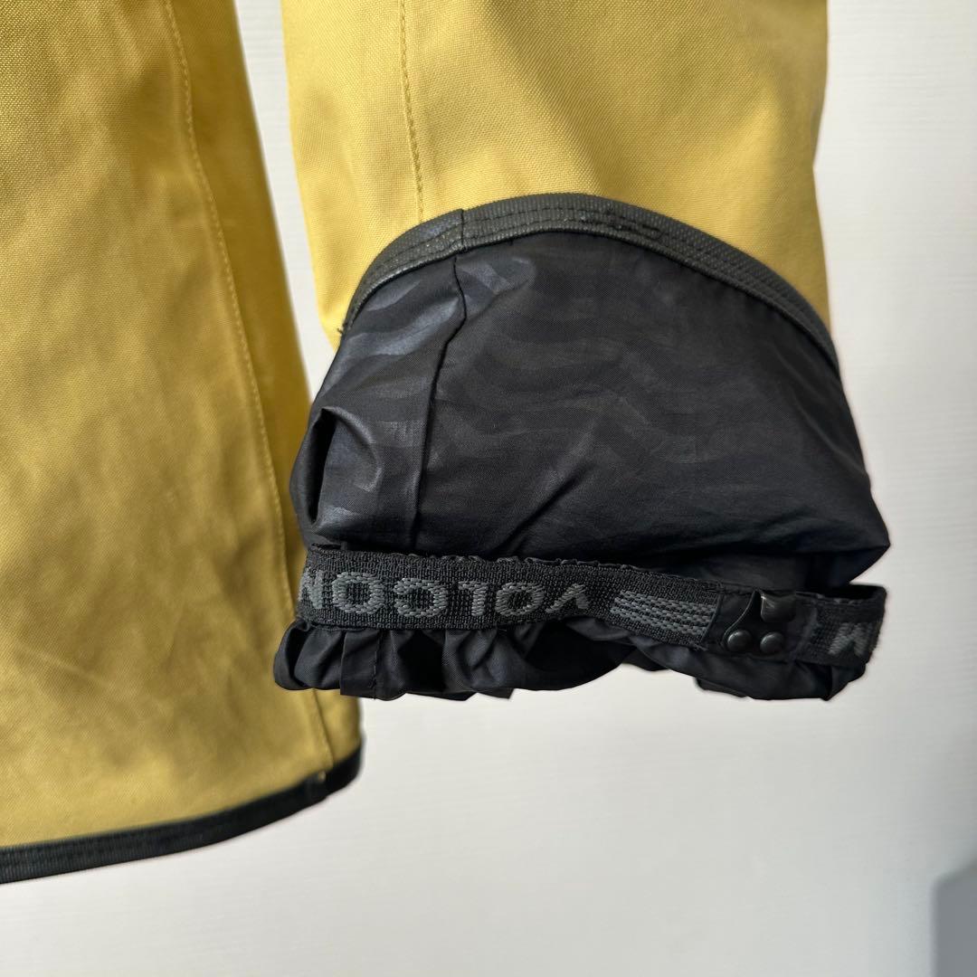 VOLCOM 155~165cm向け XSメンズ　キッズ　スノーボードウェア