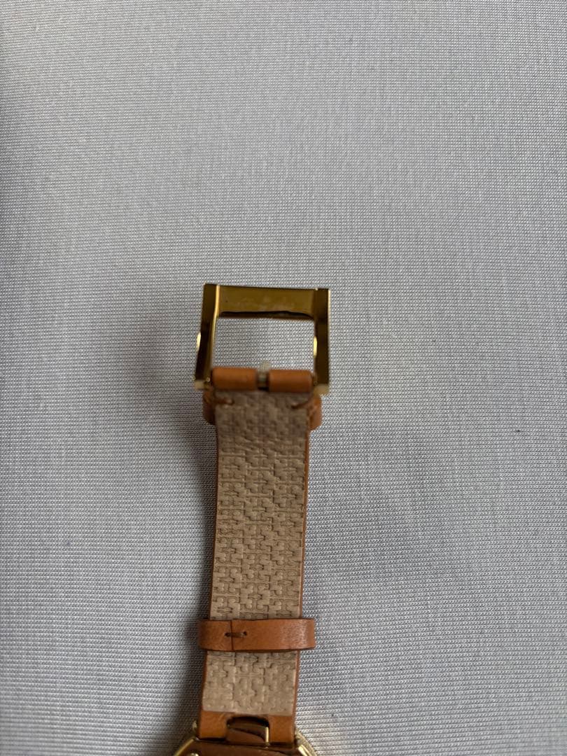 TORY BURCH ベージュレザー腕時計