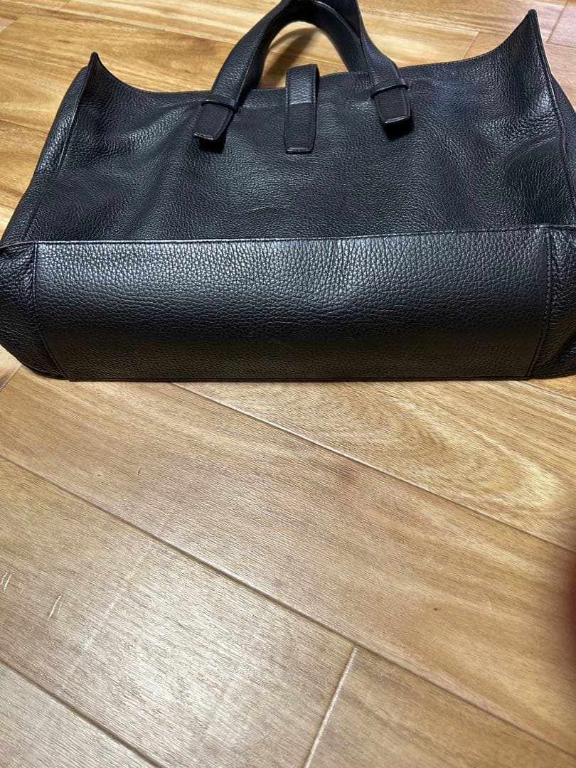 Armani Collection ブラック トートバッグ