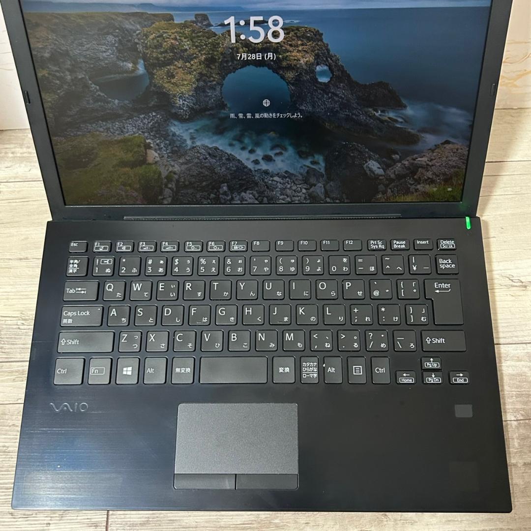VAIO/SONY/カメラSSD/Windows11/黒/ノートパソコン/8GB