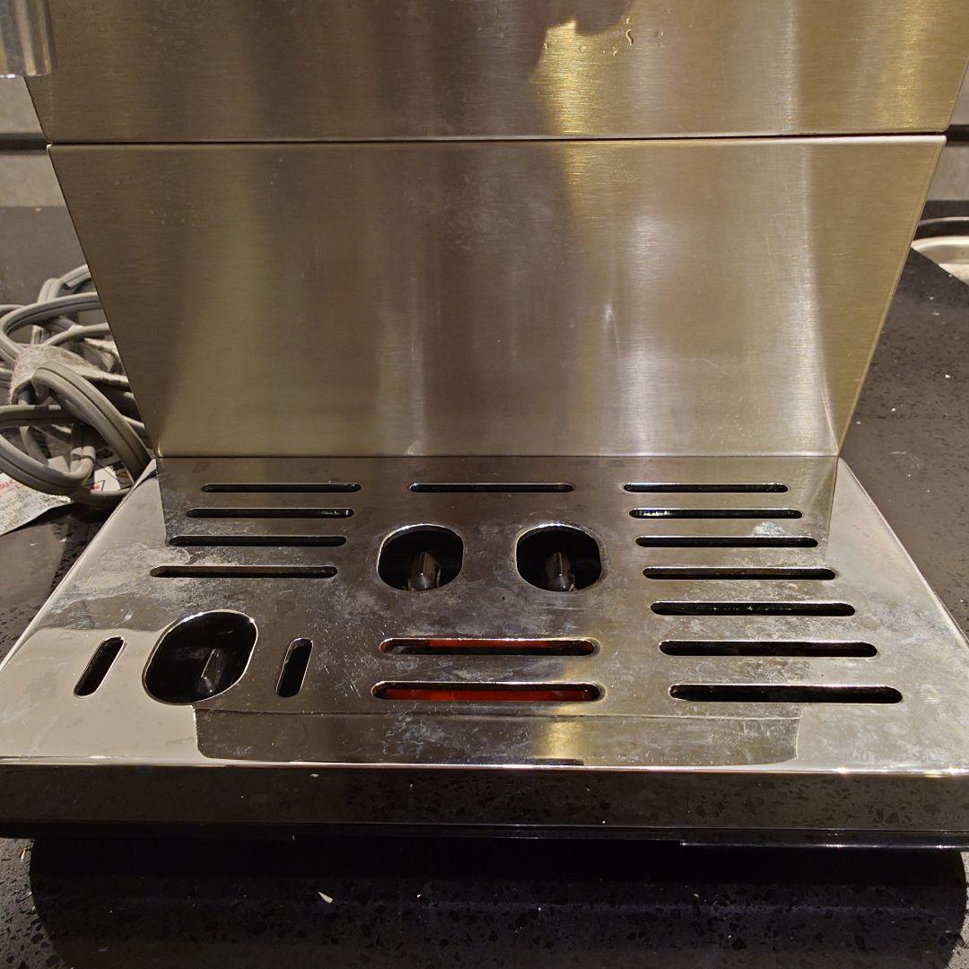 ハイエンドモデル デロンギ プリマドンナXS エスプレッソマシン