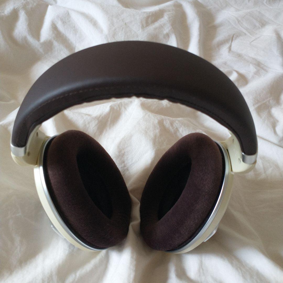 美品　ゼンハイザー　HD599