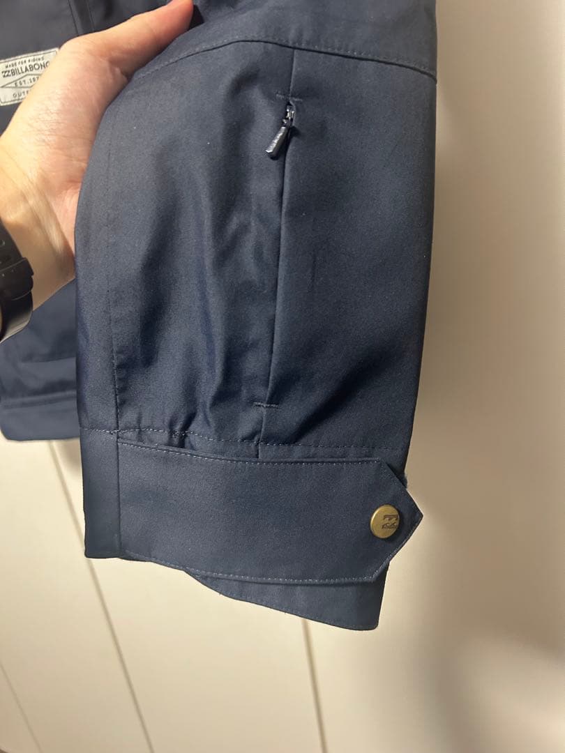 【美品】BILLABONG TADASHI FUSEMODEL ネイビー M