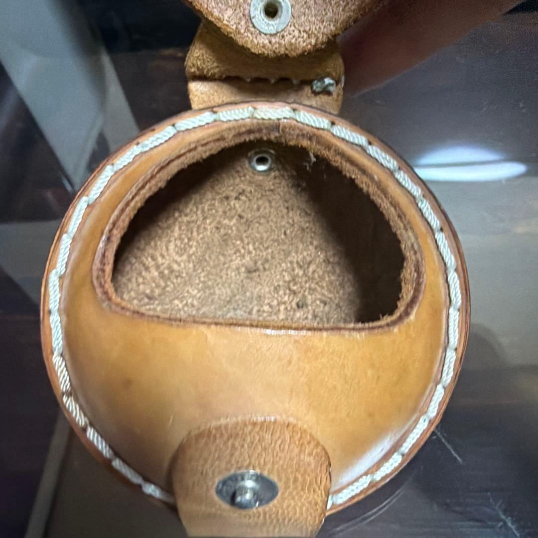 レザー 丸型ケース キーホルダー付き