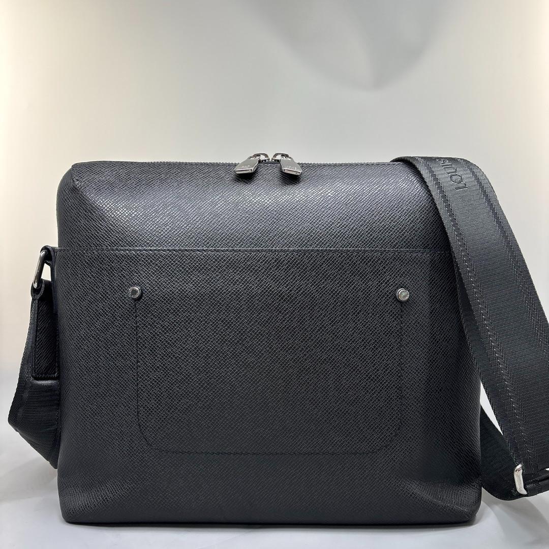 超極美品 ルイヴィトン ショルダーバッグ メッセンジャー グリゴリ タイガ