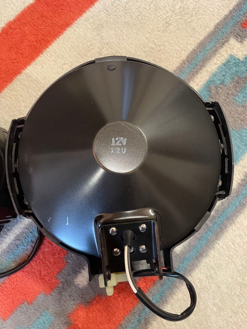 ブ*ン様 ランドクルーザー　ランクル60、70用　　　　フォグランプ 純正品