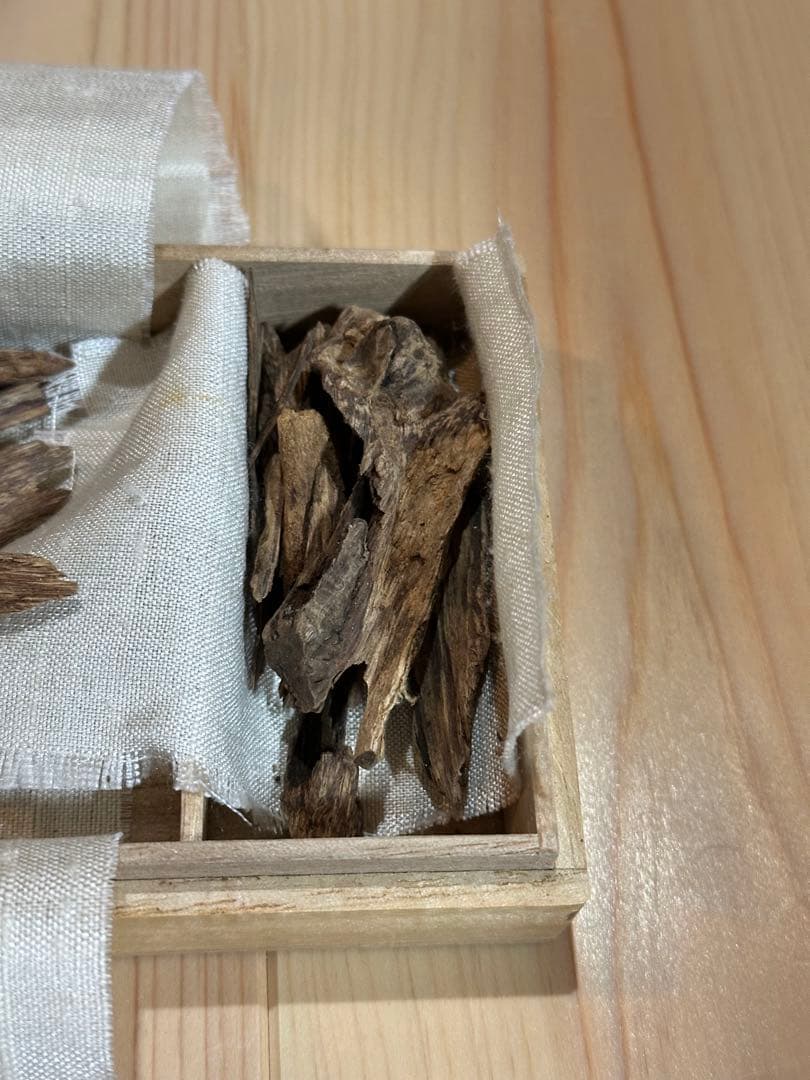 お香　沈香　ラオス産　38g