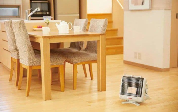 ■イワタニ【カセットガスストーブ マイ暖】CB-STV-MYD3《ほぼ新品》