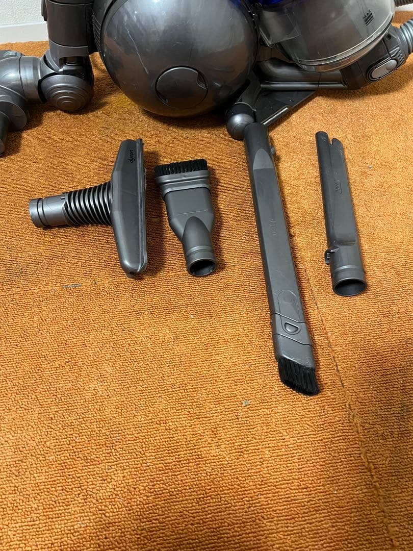 Dyson ダイソン キャニスター掃除機 DC46
