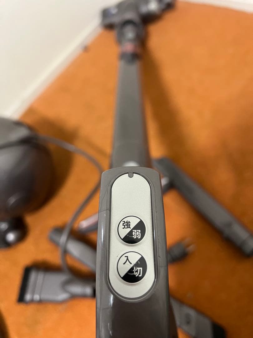 Dyson ダイソン キャニスター掃除機 DC46