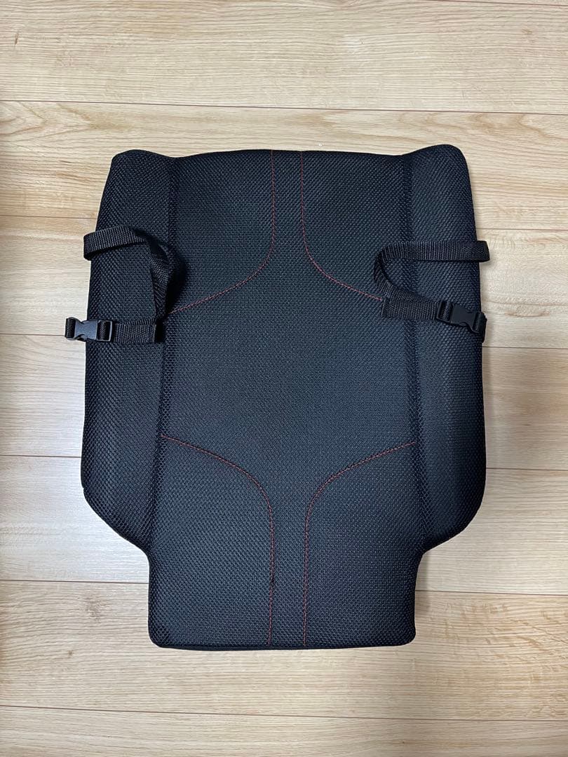 モトリア　後部座席用リクライニングクッション