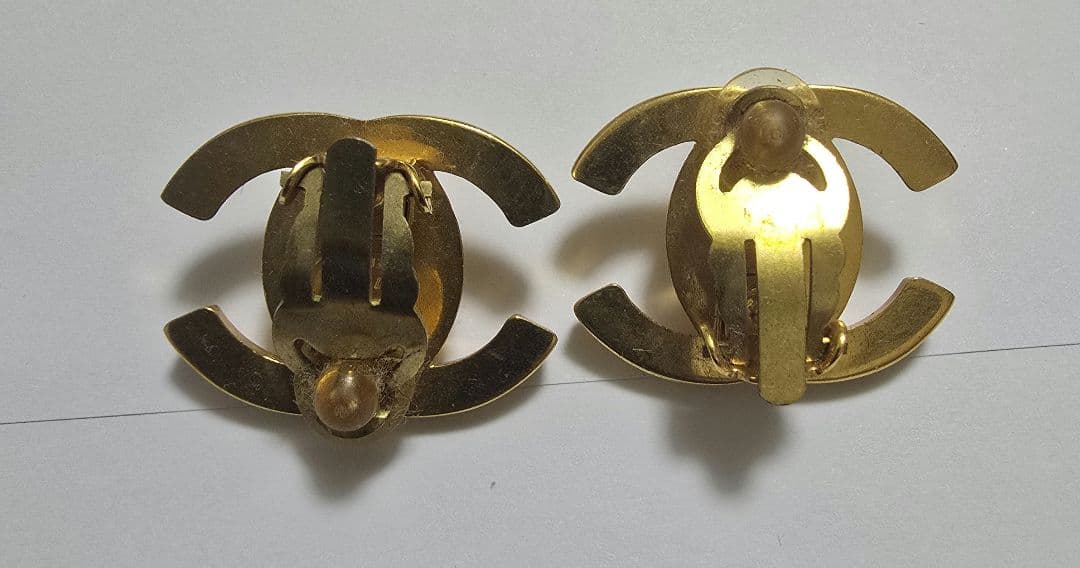 CHANEL シャネル イヤリング ターンロック 97/P GP