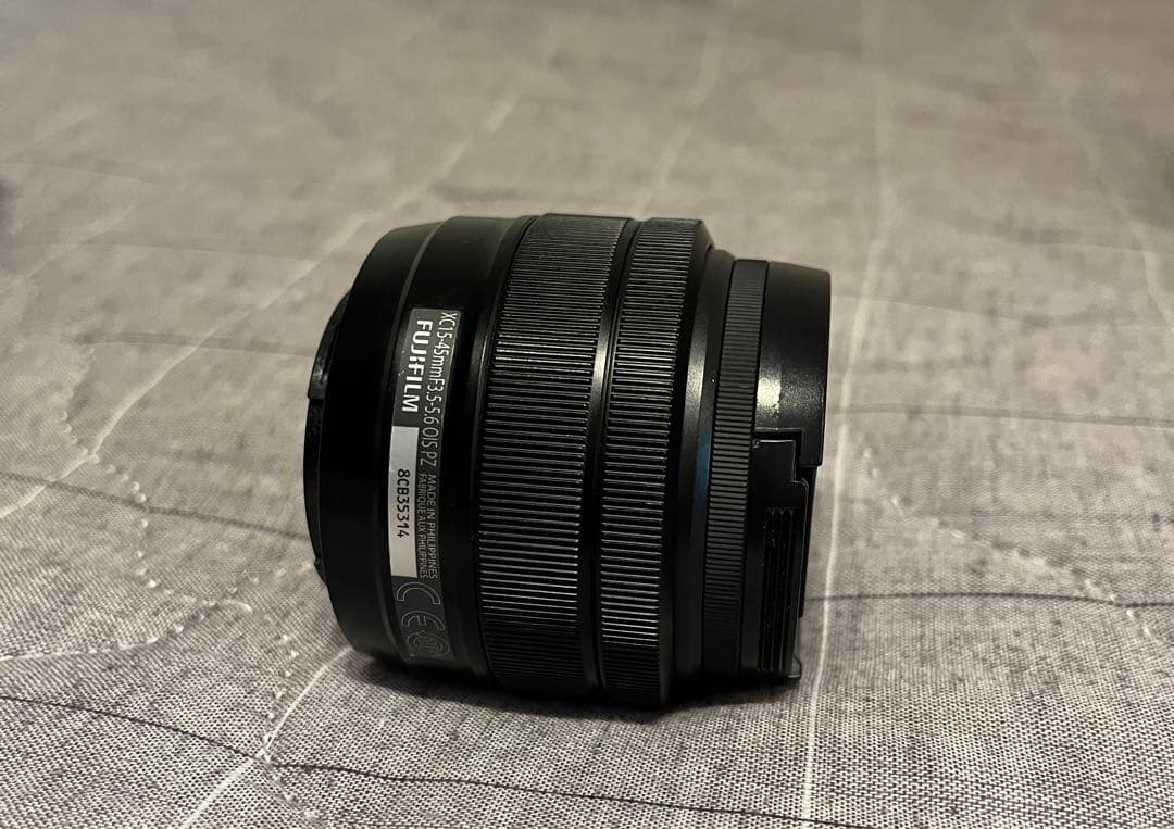 FUJIFILM X-T100 本体とズームレンズセット