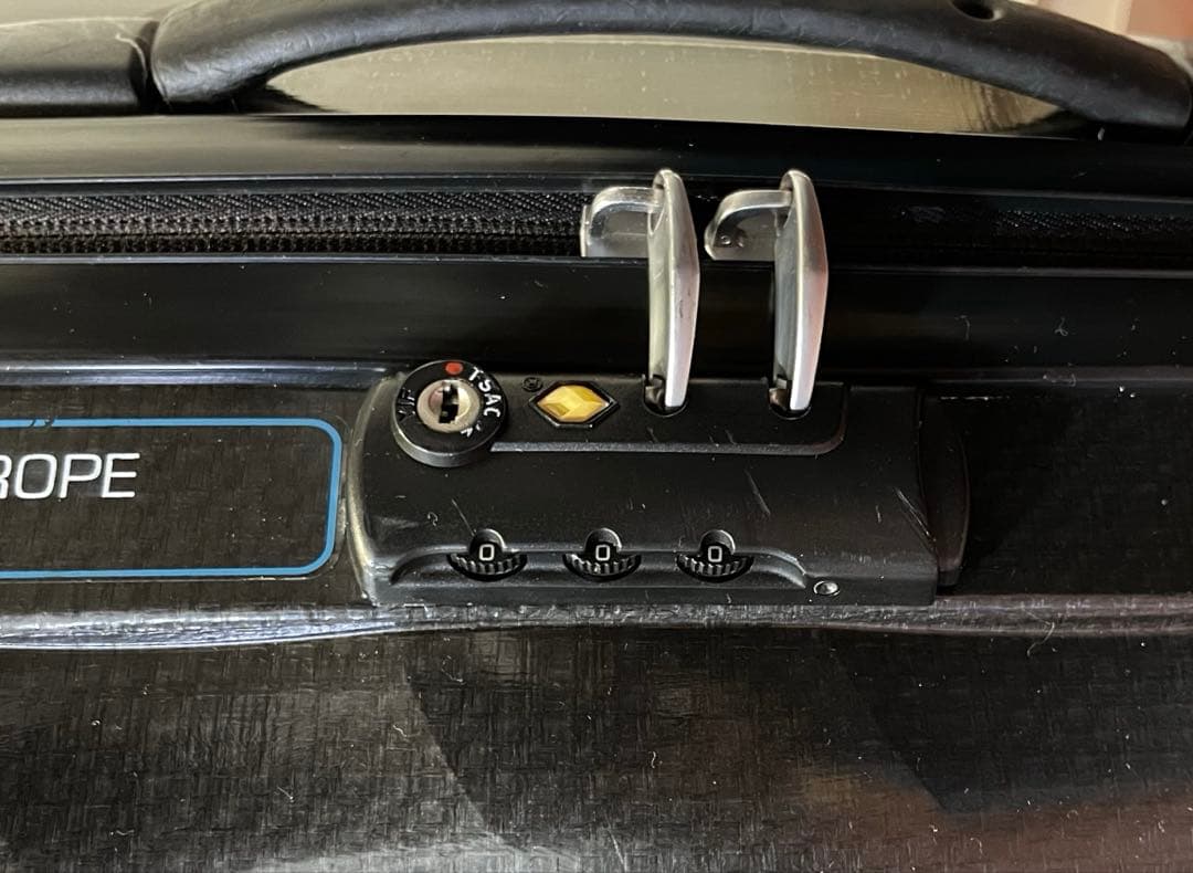 【中古】機内持込可 サムソナイト コスモライト 36L 黒