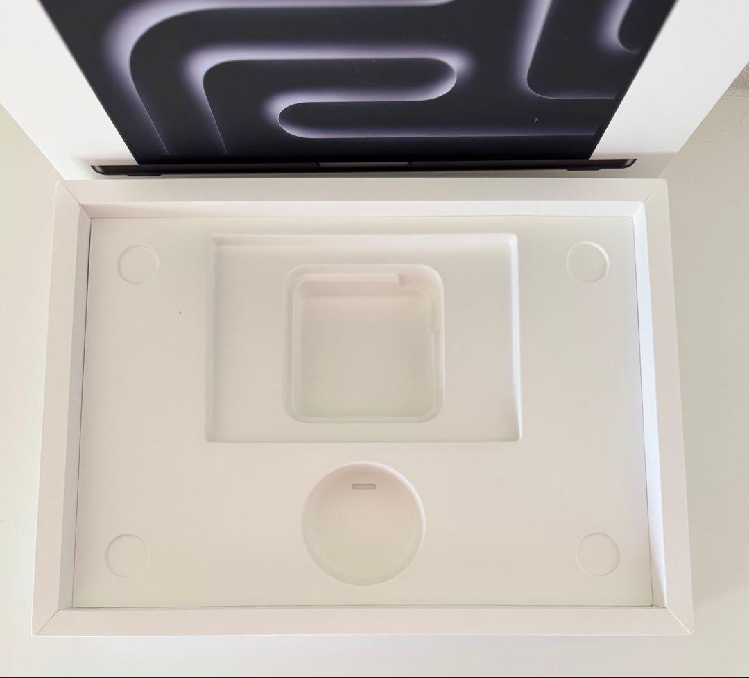 美品 Macbook pro 2021 14インチ m1 pro