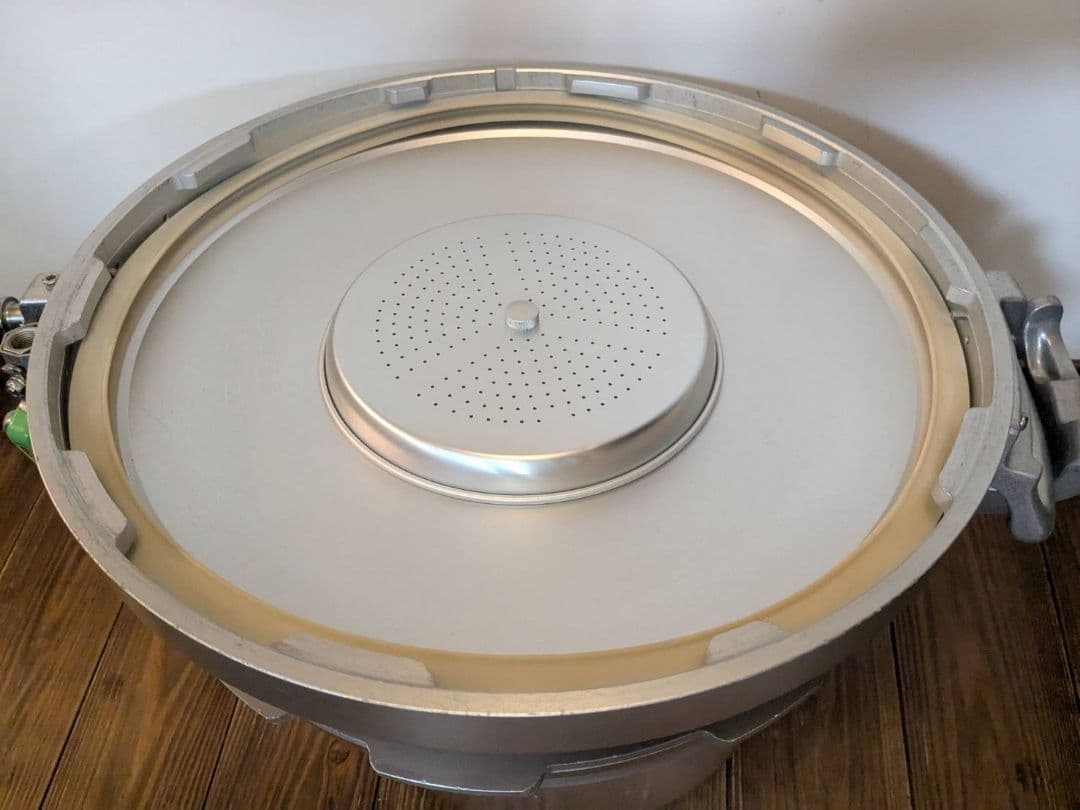 大型電気圧力鍋 最大圧力50kPa