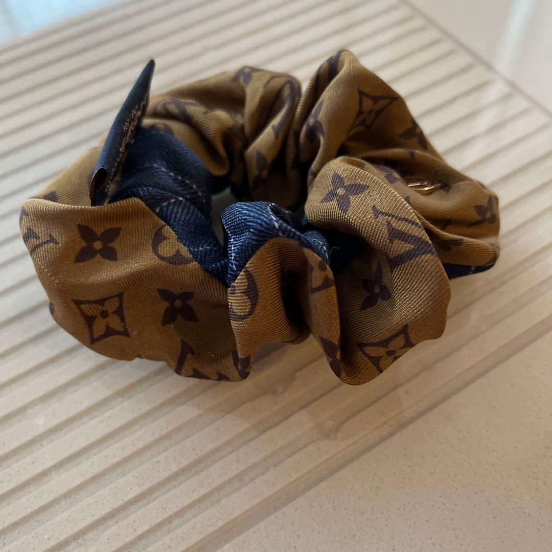 ルイヴィトン　シュシュ