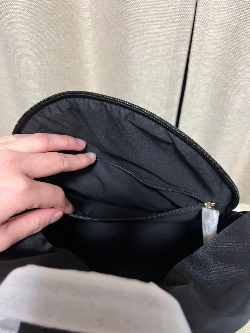 【新品・未使用】kate spade 黒リュック