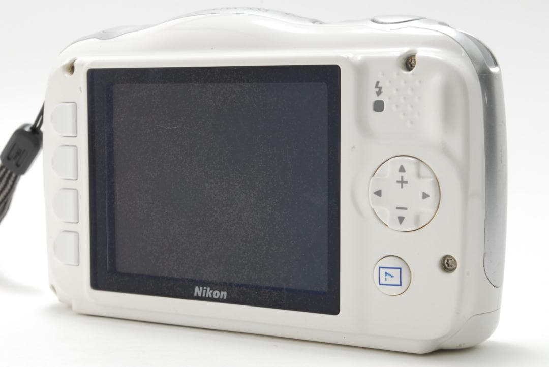 Nikon Coolpix s33 white 防水・耐衝撃カメラ 動作確認済