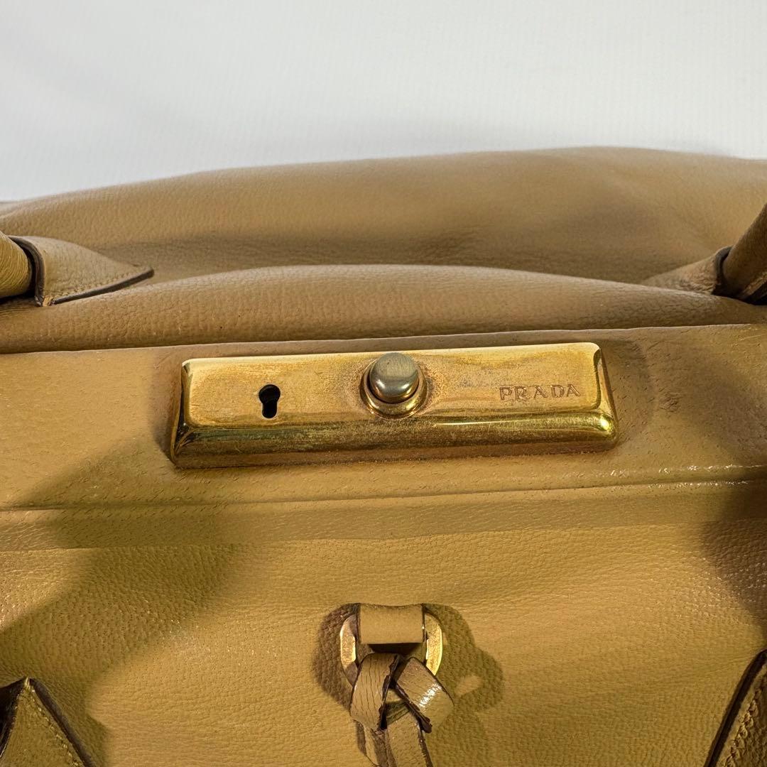 プラダ ドクターバッグ ハンドバッグ オールレザー がま口 チャーム 大容量