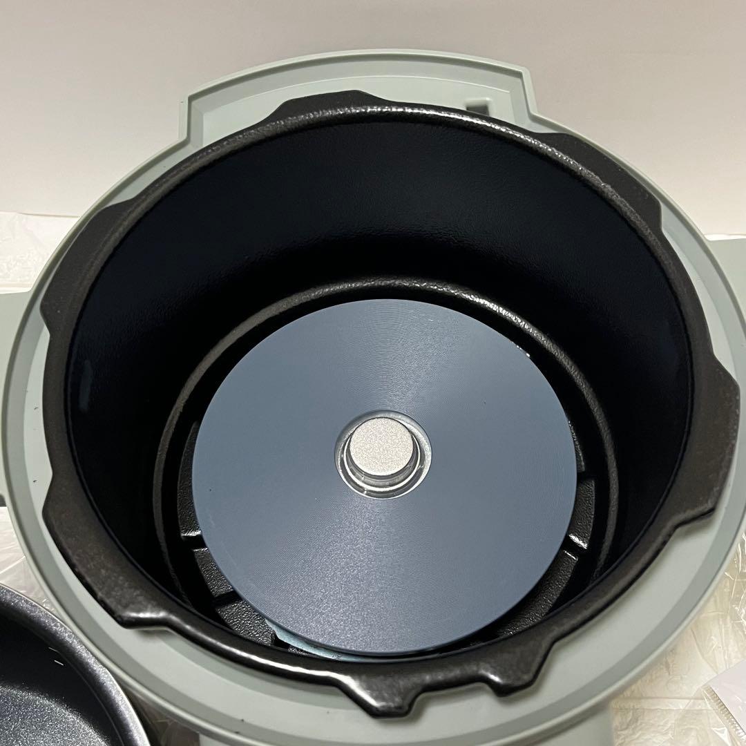 【使用1回のみ 】アイリスオーヤマ 電気圧力鍋 KPC-MA3-H