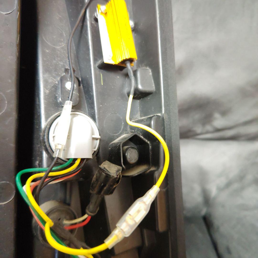 80系ノア/ヴォクシー/エスクァイア トムス LEDテールランプ