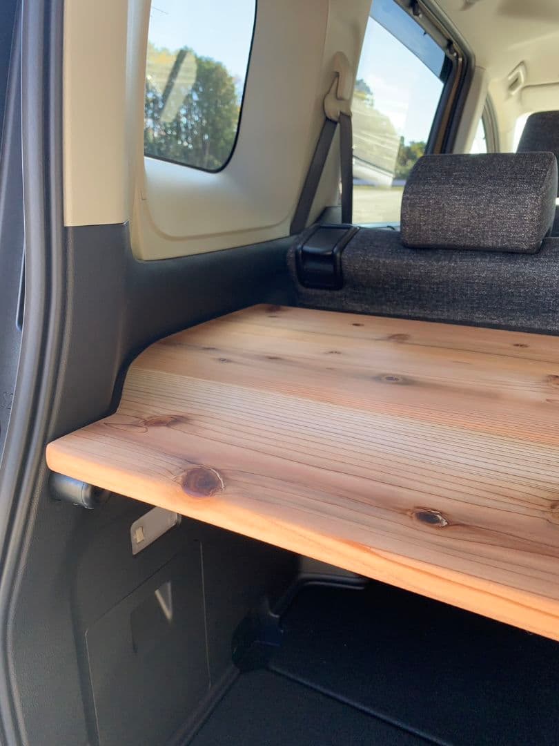 <ちょこ>新型シエンタ　ラゲッジボード