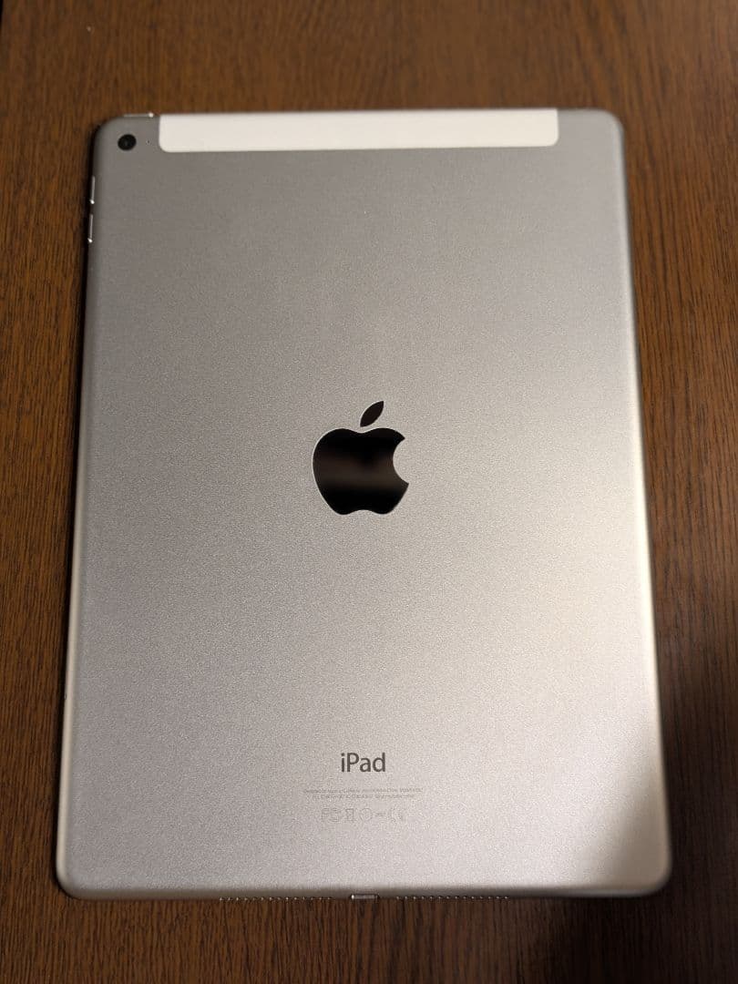 良品　iPad Air2　Wi-Fi + Cellular　16GB シルバー