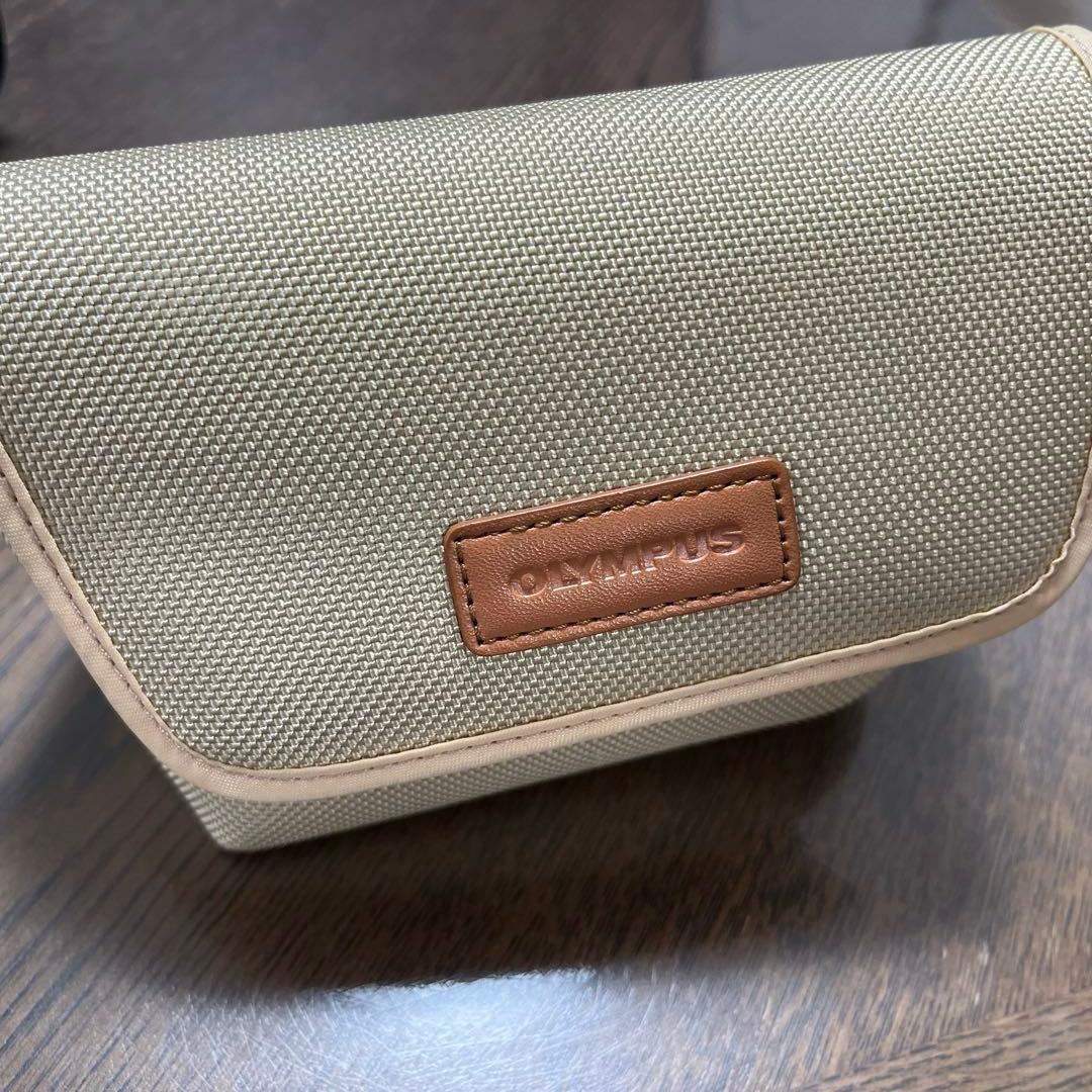 Olympus E-PL9 ミラーレス一眼カメラ レンズ2個、ケース付き