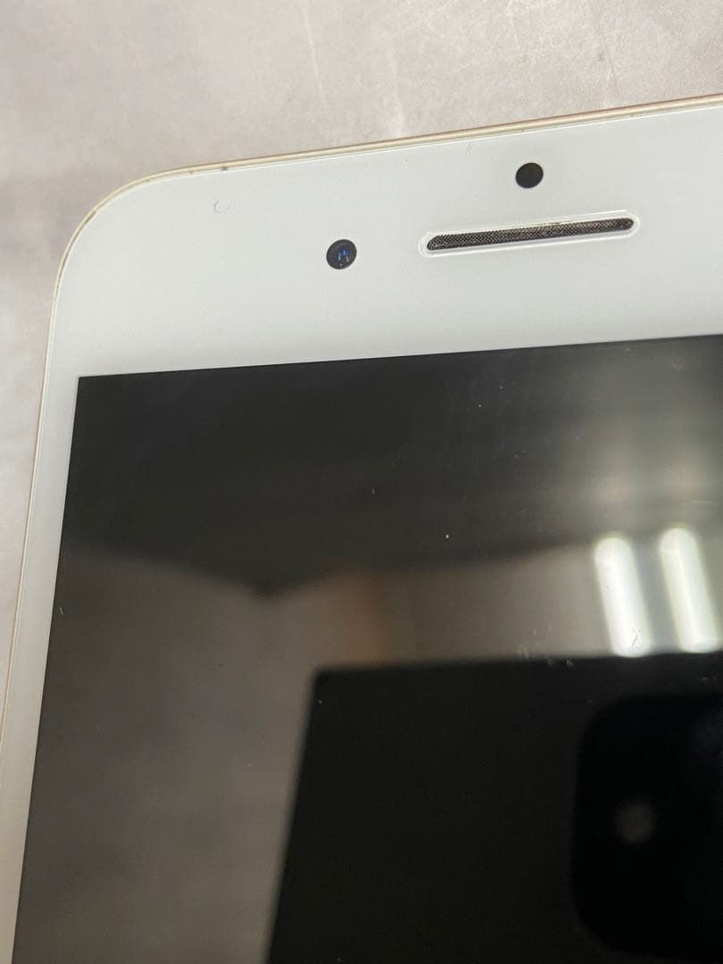 iPhone 8 Plus 64GB ピンクカラー