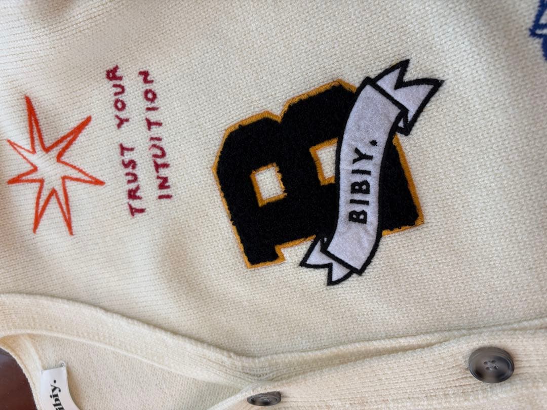 Bibiy. アートプリント カーディガン