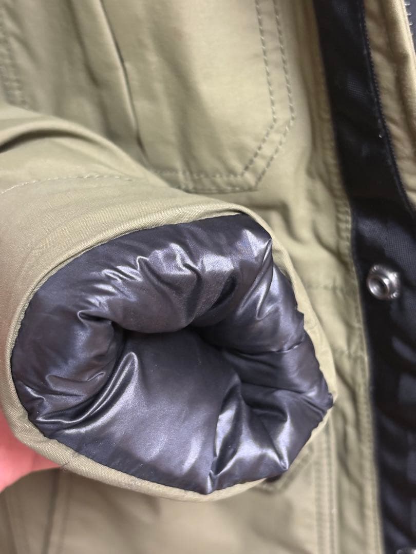 【極美品】ウールリッチ ダウンジャケット GORE-TEX カーキ