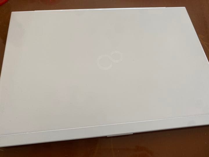 富士通ノートpc   LIFEBOOK UH75/B3