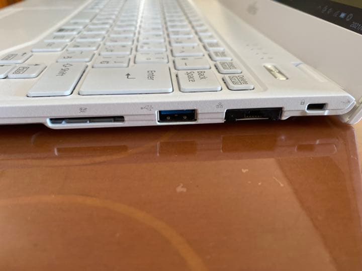 富士通ノートpc   LIFEBOOK UH75/B3