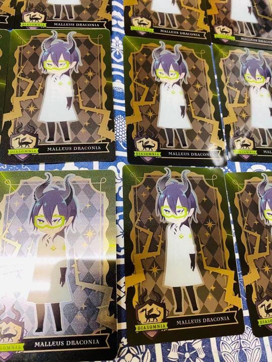 ツイステッドワンダーランド ツイステ 実験着　メタルカード　自販機　マレウス