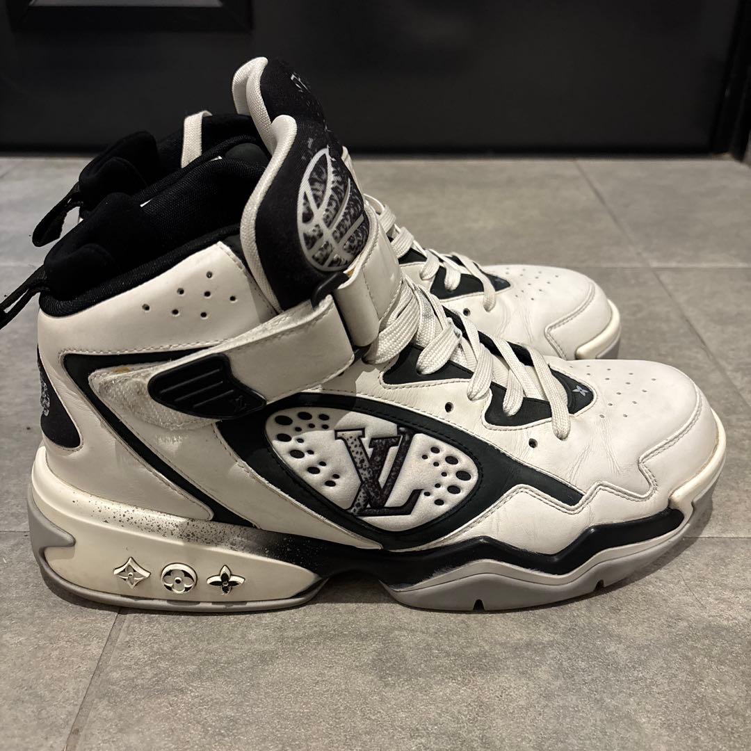 louis vuitton LVトレイナー2ライン　スニーカー　uk7.5