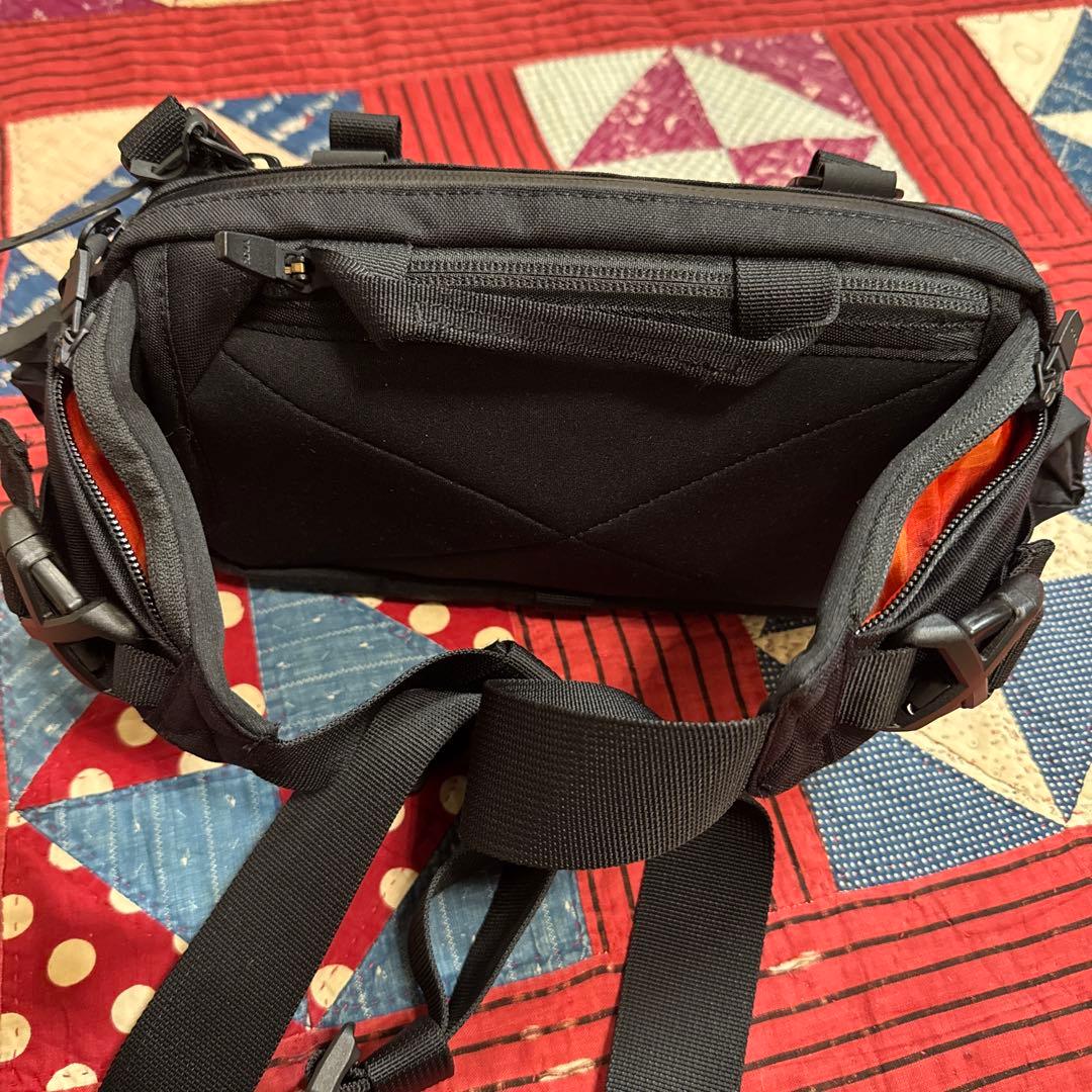 CODE OF BELL X-POD Ⅱ ブラック ボディバッグ