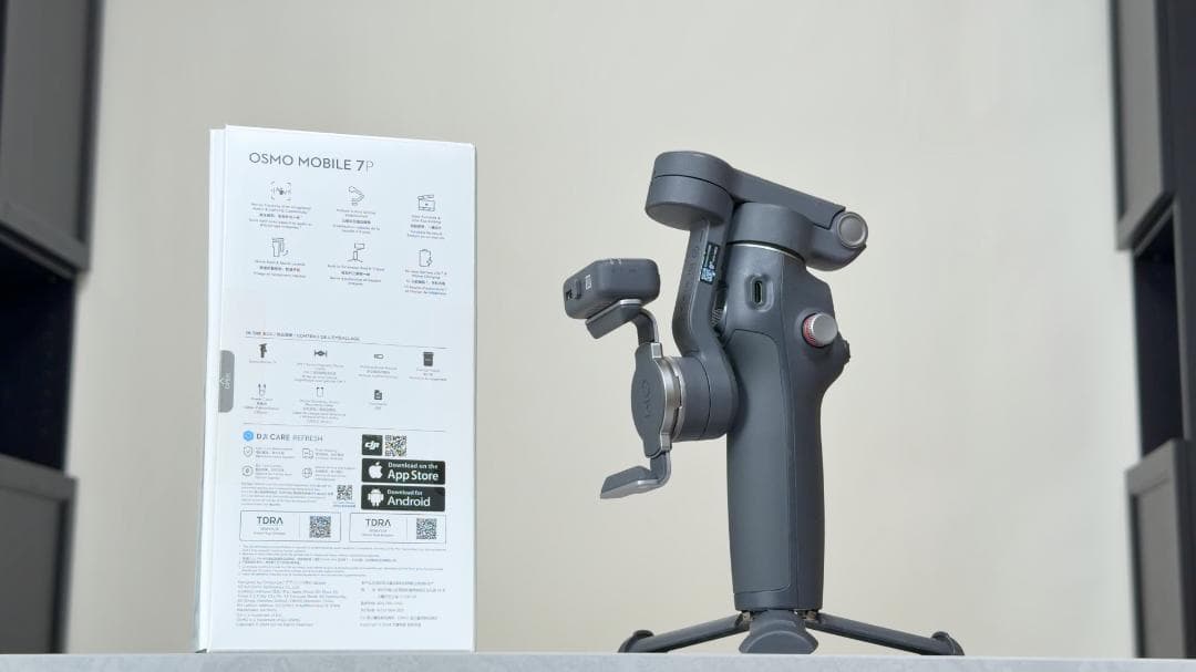 DJI Osmo Mobile 7P　ジンバルスタビライザー