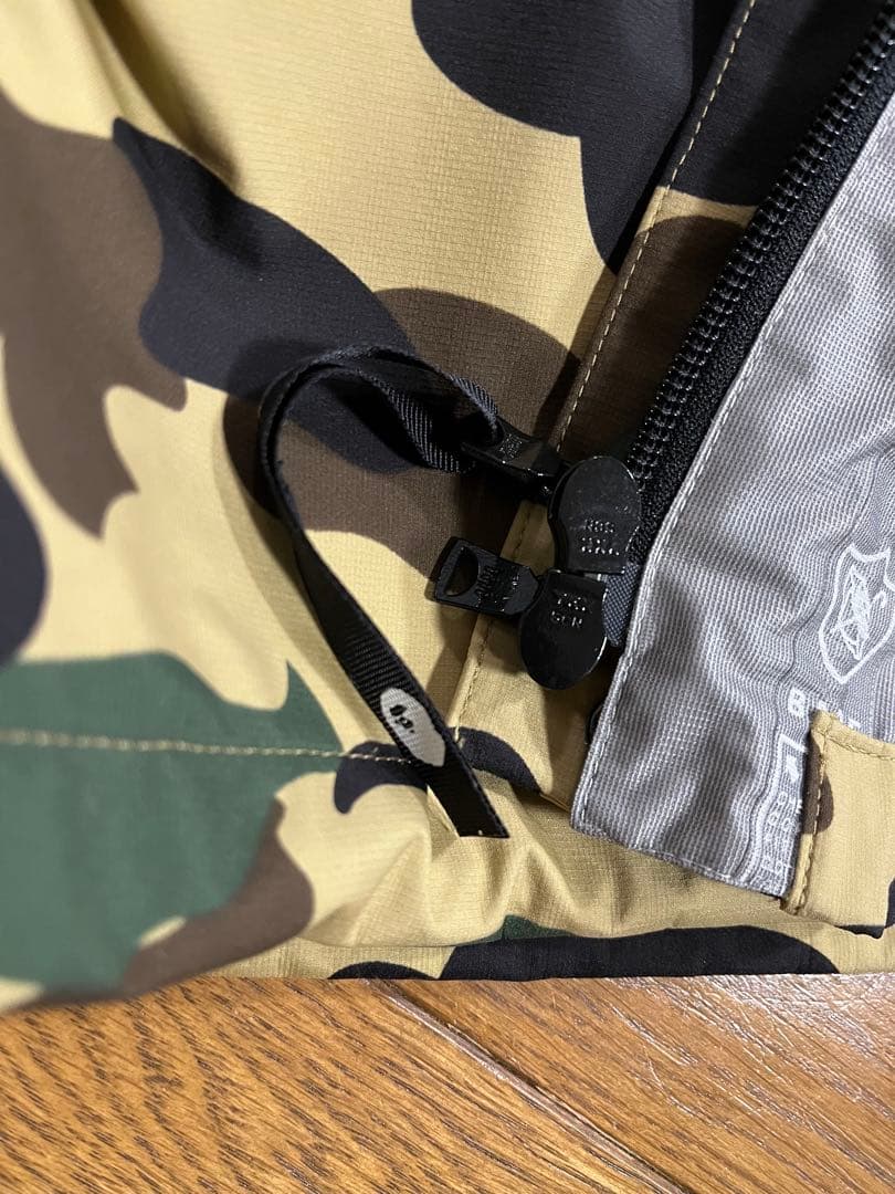 ジャケット・アウター APE GORE-TEX 1ST CAMO BOARD JACKET