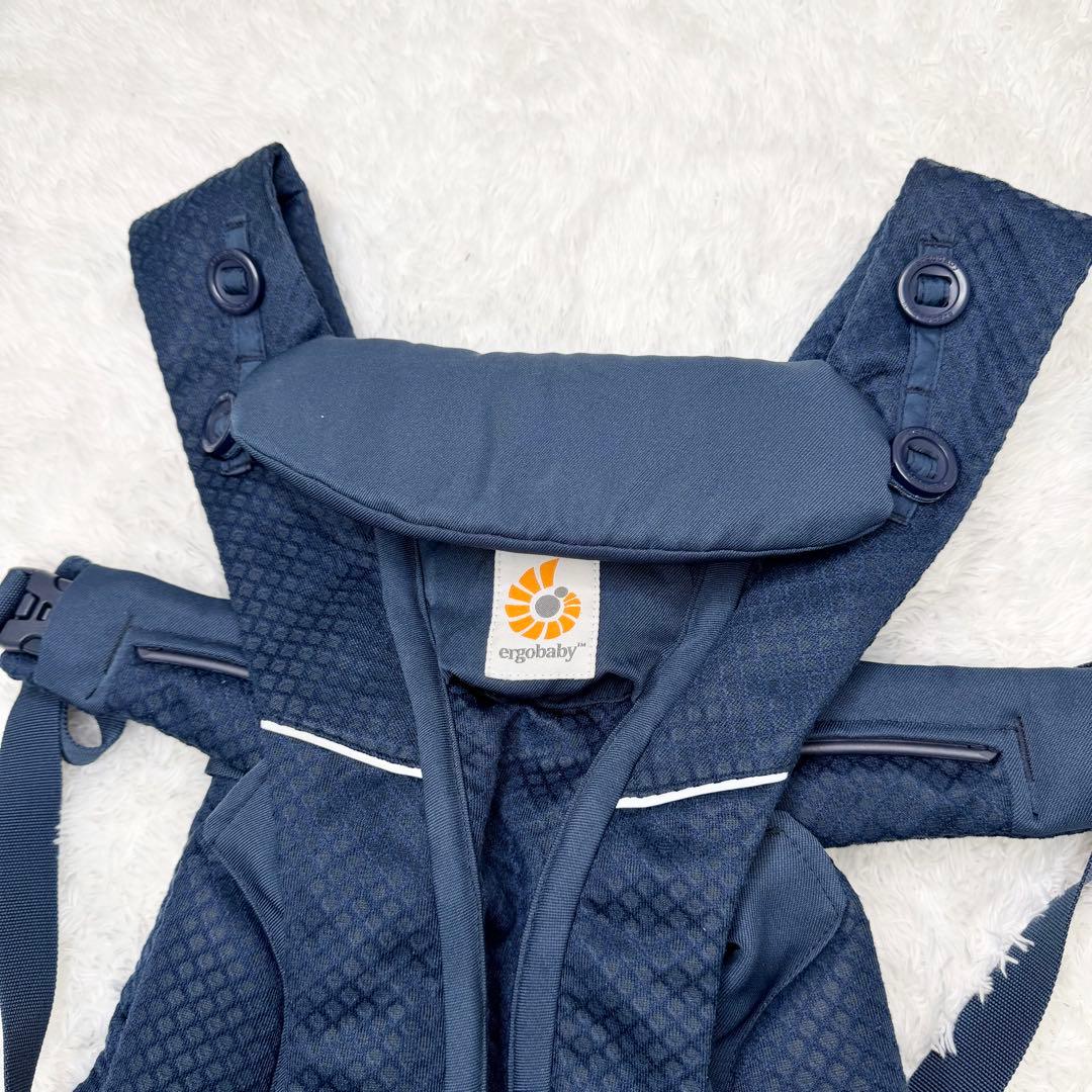 極美品 エルゴベビー オムニブリーズ 抱っこ紐 ミッドナイトブルー