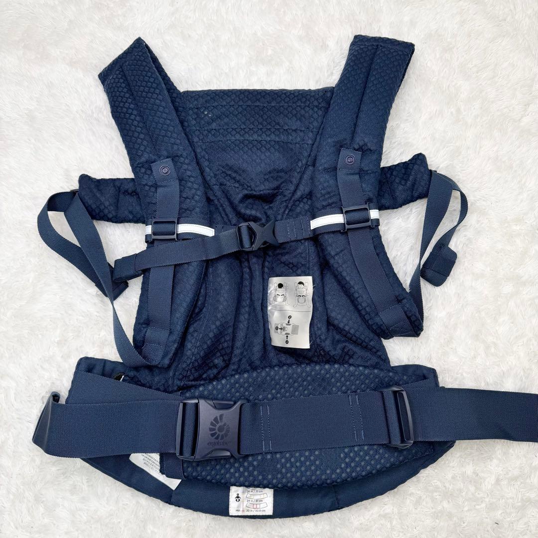 極美品 エルゴベビー オムニブリーズ 抱っこ紐 ミッドナイトブルー