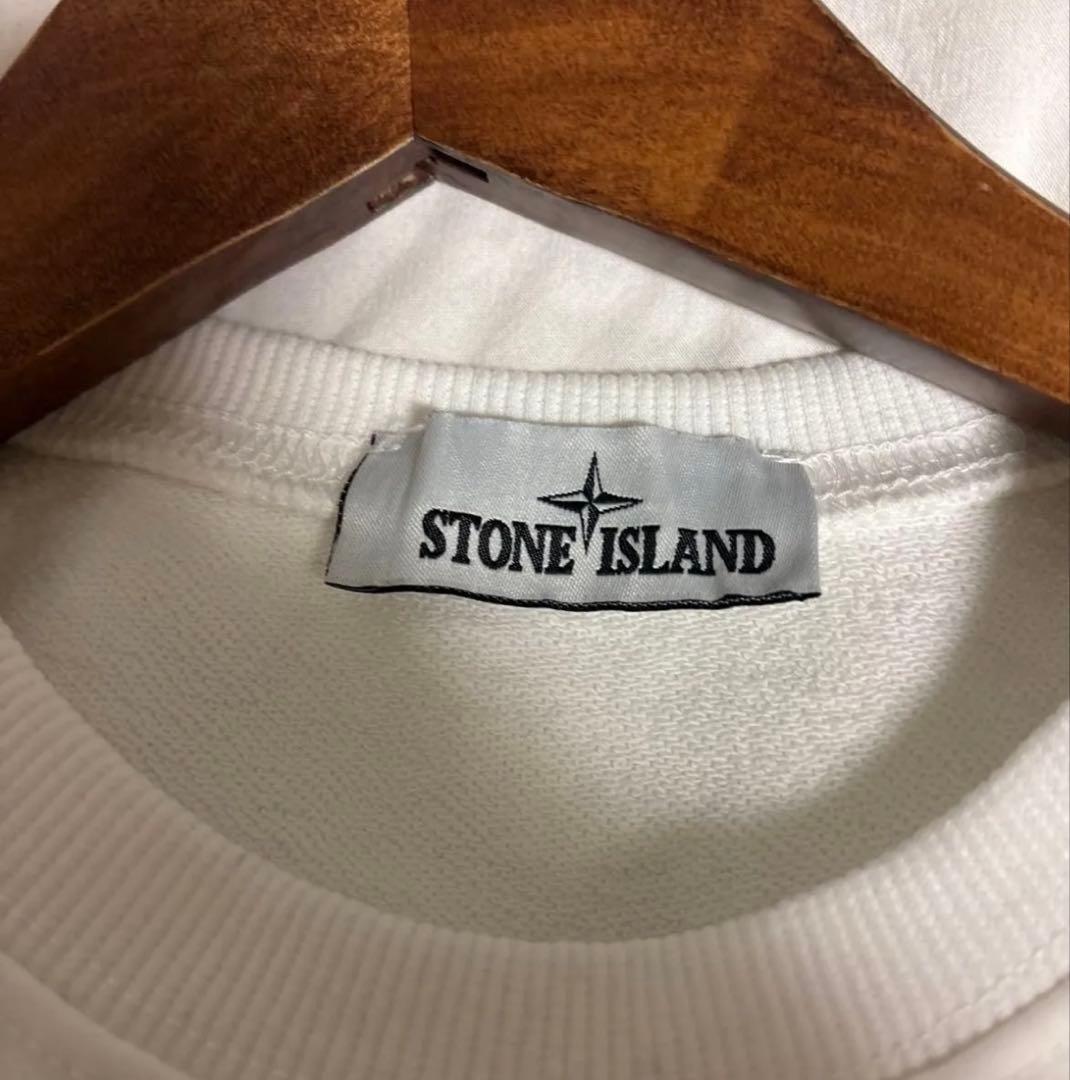 ストーンアイランド ホワイト クルーネック スウェット トレーナー