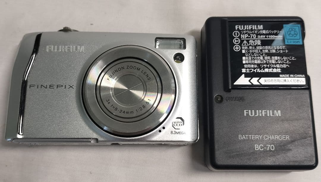 フジフィルム f40fd デジカメ