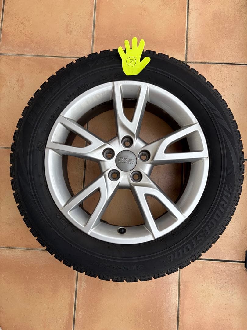 ▪︎値下げ▪︎ アウディ純正　Ｑ３用スタッドレスセット