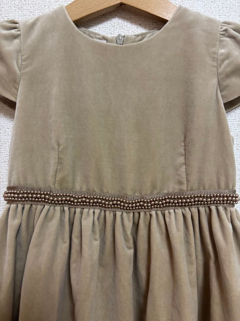 グッチ　ベージュ 半袖 ベロア風ワンピース