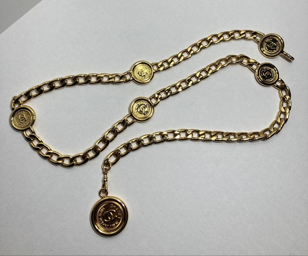 CHANELシャネル　チェーンベルト　メダル チャームココマーク　GP