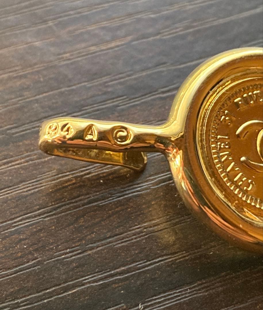 CHANELシャネル　チェーンベルト　メダル チャームココマーク　GP